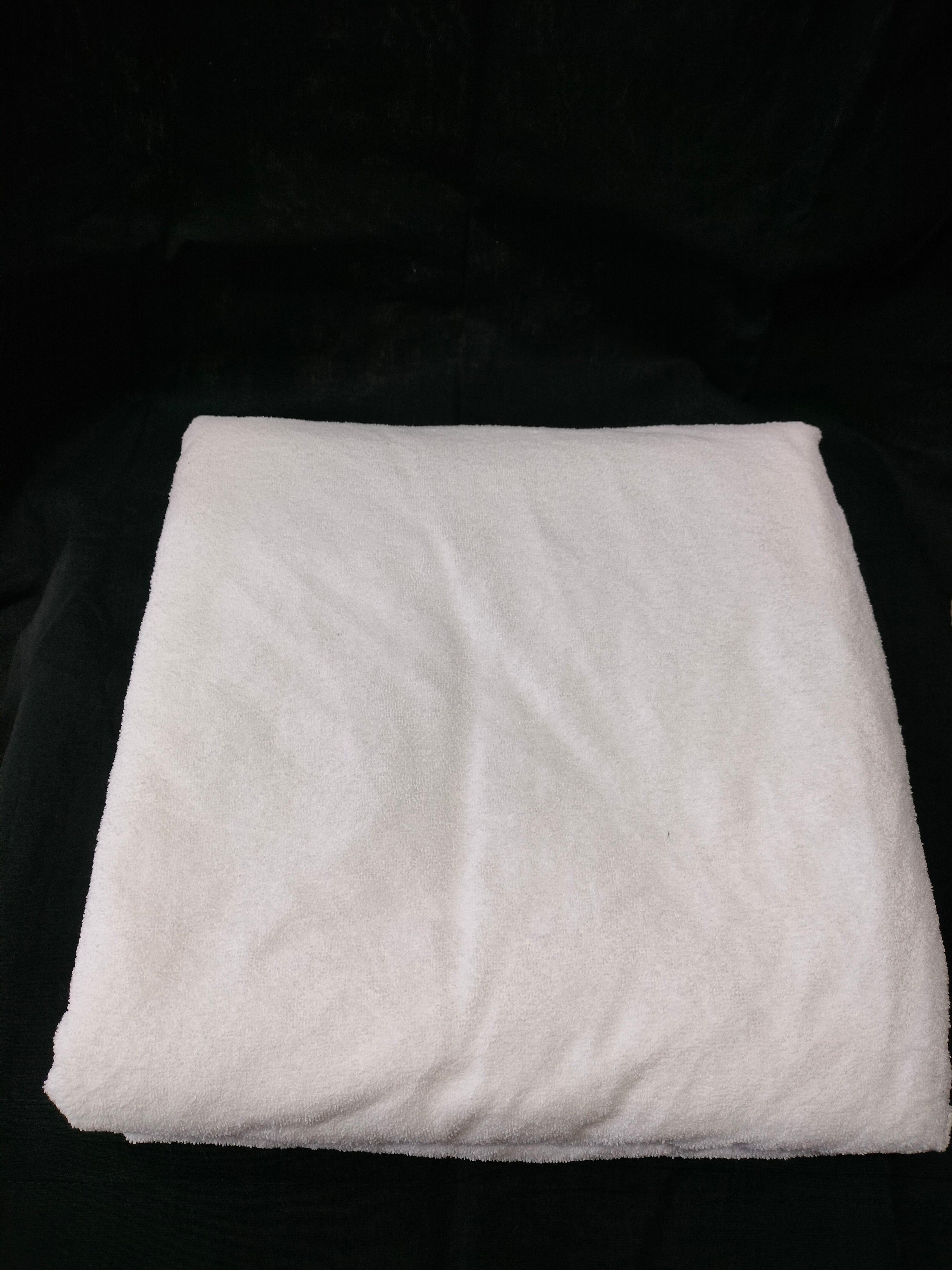 Coprimaterasso Impermeabile in Spugna di Cotone - Bianco